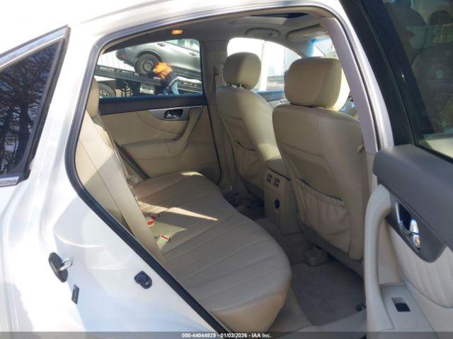 INFINITI Qx Image 13