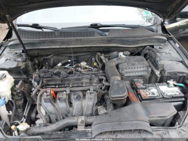 Kia Optima Lx Image 10