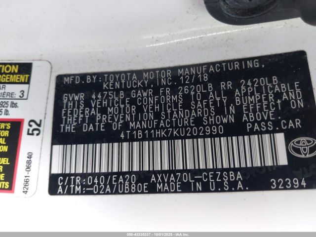 Toyota Camry Se Image 2