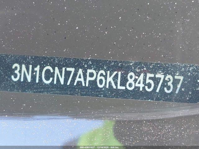 Nissan Versa 1.6 Sv Image 13