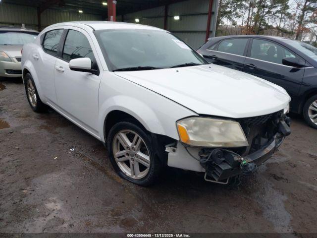  Salvage Dodge Avenger