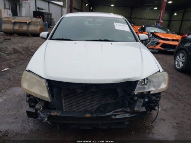 Dodge Avenger Sxt Image 16