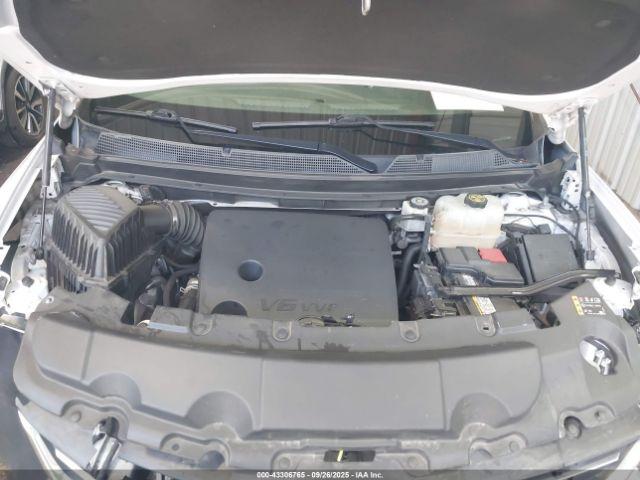 Chevrolet Traverse Awd Lt Leather Image 10