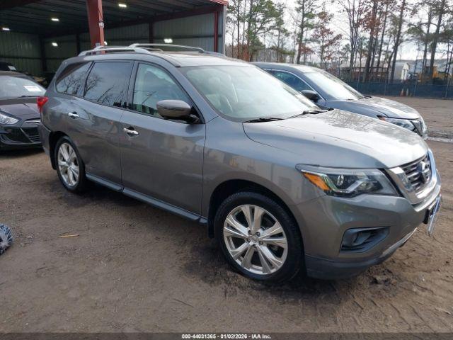  Salvage Nissan Pathfinder