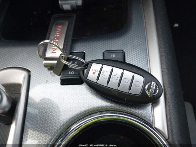 Nissan Pathfinder Sl Image 7