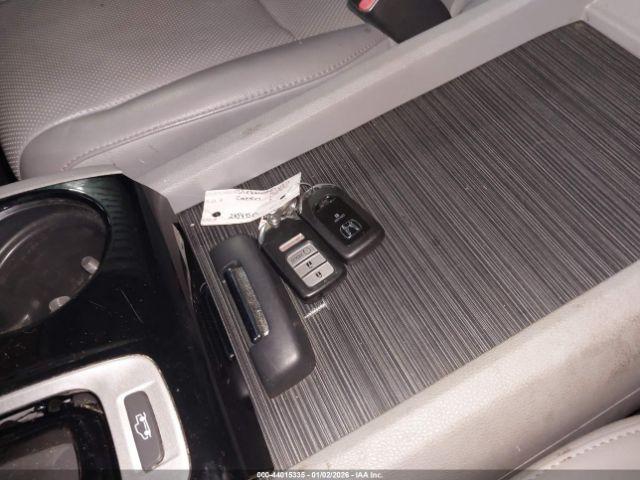 Honda Ridgeline Rtl-e Image 11