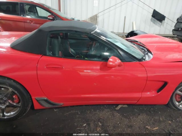 Chevrolet Corvette Image 10