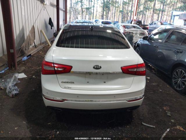 Kia Cadenza Premium Image 16
