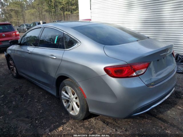 Chrysler 200 Limited Image 5