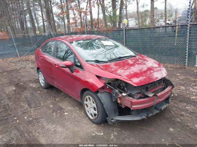  Salvage Ford Fiesta