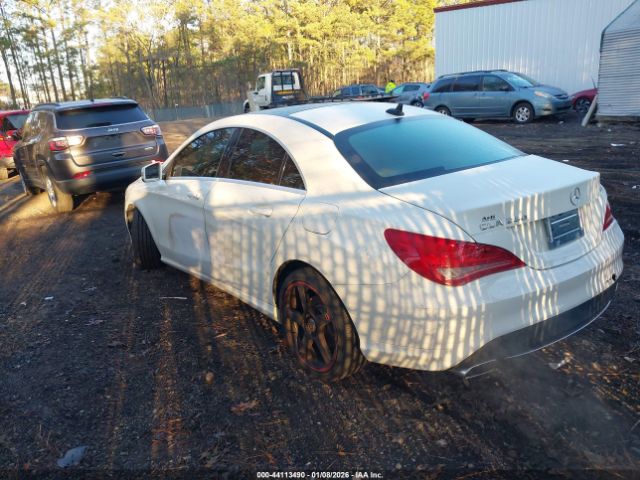 Mercedes-Benz Cla-class 4matic Image 3