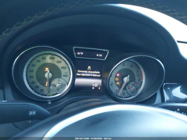 Mercedes-Benz Cla-class 4matic Image 8