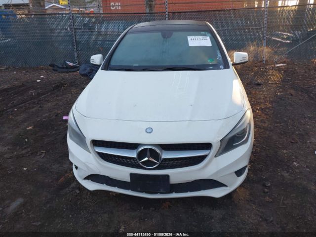 Mercedes-Benz Cla-class 4matic Image 13