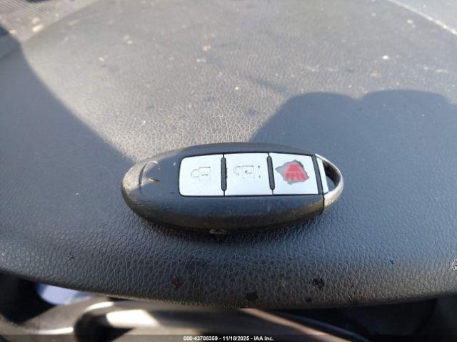 INFINITI Ex Journey Image 4