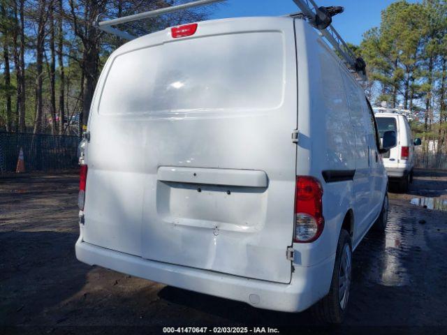 Nissan Nv Sv Image 4