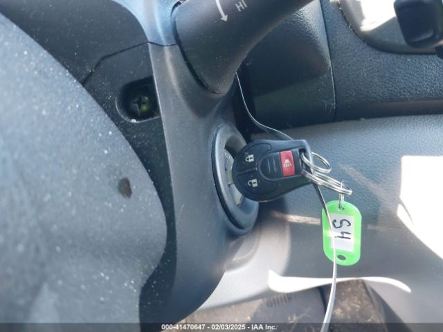 Nissan Nv Sv Image 9