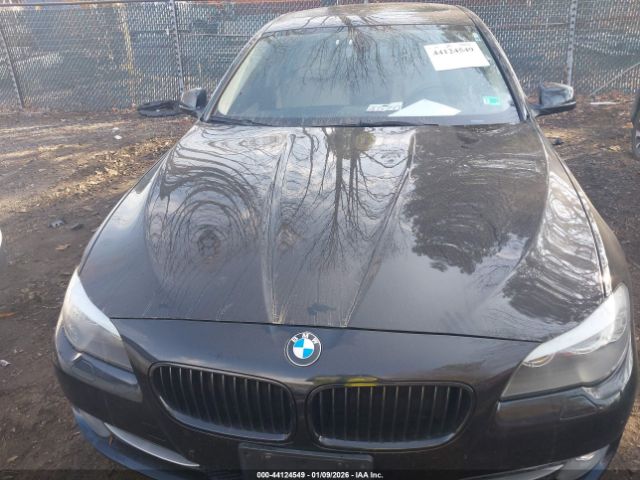 BMW 5 Series Xdrive Image 4