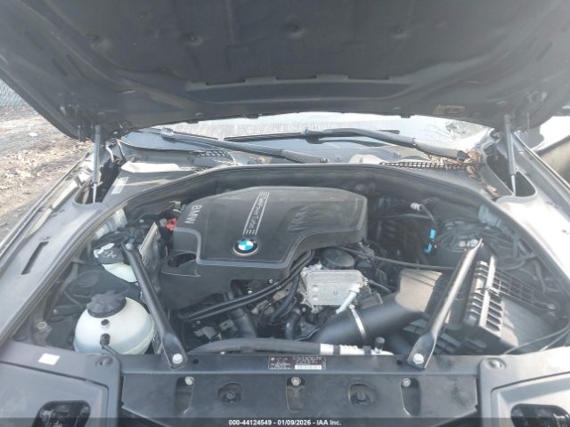 BMW 5 Series Xdrive Image 10