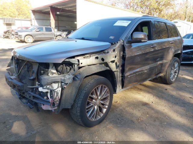 Jeep Grand Cherokee Summit 4x4 Image 3