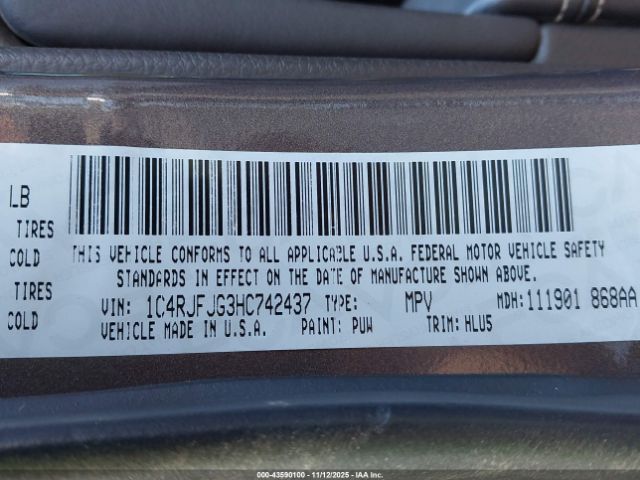 Jeep Grand Cherokee Summit 4x4 Image 7