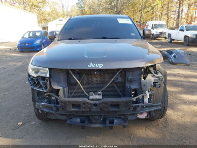 Jeep Grand Cherokee Summit 4x4 Image 2