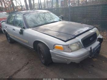  Salvage Ford Crown Victoria