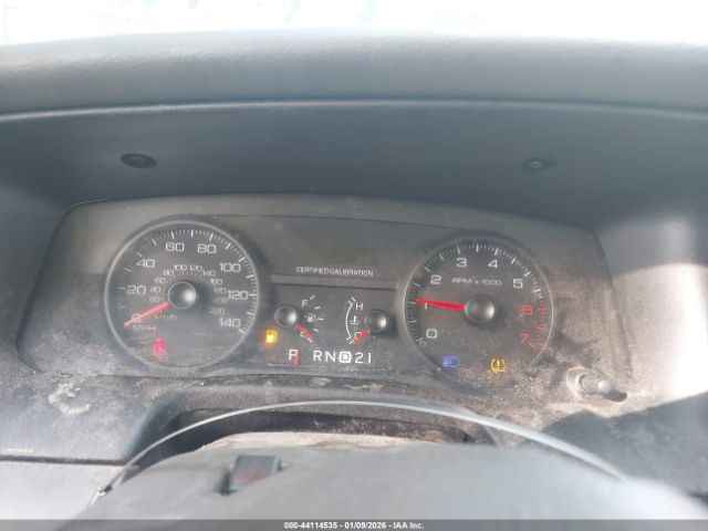 Ford Crown Victoria Image 5