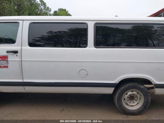 Dodge Ram Wagon 3500 Image 11