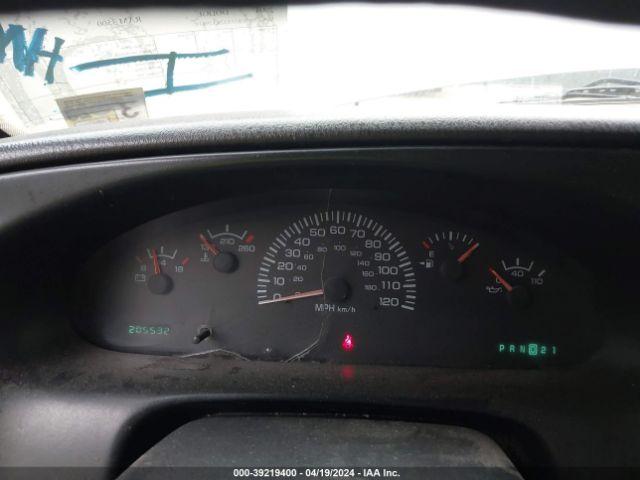 Dodge Ram Wagon 3500 Image 12