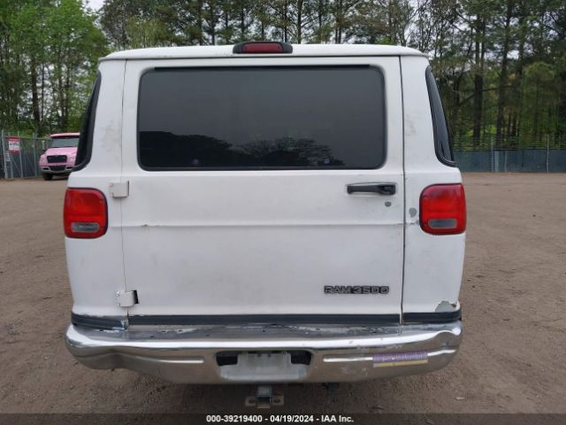 Dodge Ram Wagon 3500 Image 15